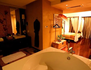 广州天河精油SPA：玫瑰蒸汽里的心跳加速